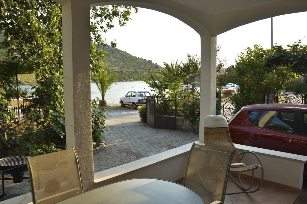 Holiday House Maja Podglavica Екстер'єр фото